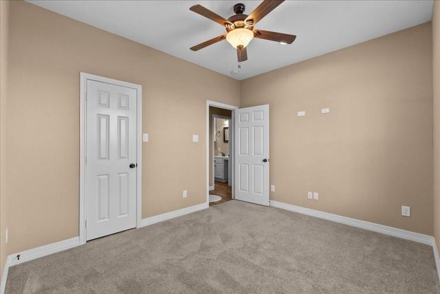 4810 14th Street, Dickinson, TX 77539