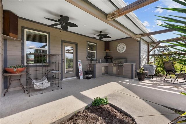 4810 14th Street, Dickinson, TX 77539