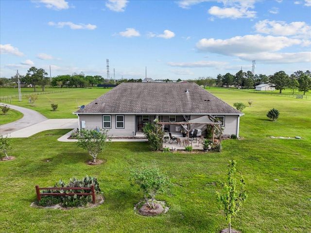 4810 14th Street, Dickinson, TX 77539