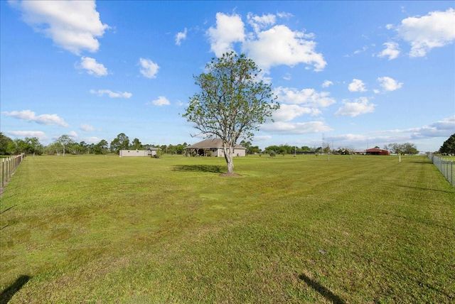 4810 14th Street, Dickinson, TX 77539