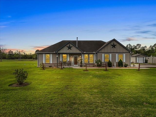 4810 14th Street, Dickinson, TX 77539