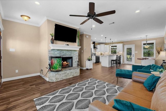 4810 14th Street, Dickinson, TX 77539