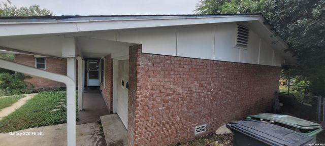 406 Northtrail, San Antonio, TX 78218