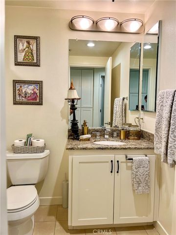 21301 Erwin Street 449, Woodland Hills, CA 91367