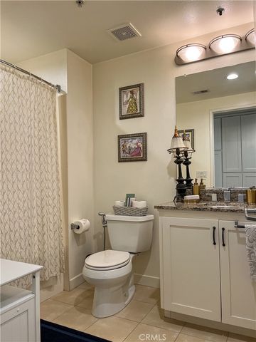 21301 Erwin Street 449, Woodland Hills, CA 91367