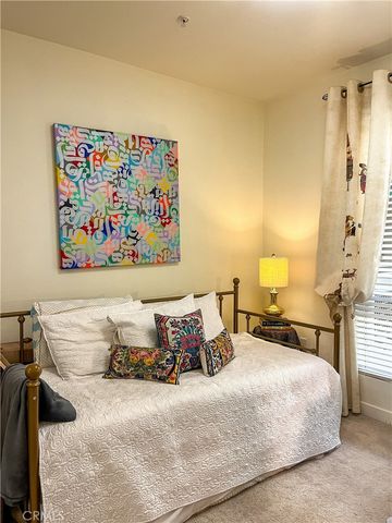 21301 Erwin Street 449, Woodland Hills, CA 91367