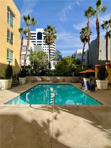 21301 Erwin Street 449, Woodland Hills, CA 91367