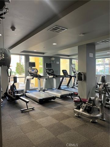 21301 Erwin Street 449, Woodland Hills, CA 91367