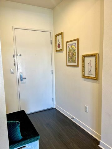 21301 Erwin Street 449, Woodland Hills, CA 91367
