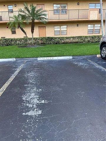 3001 W Rolling Hills Circle 608, Davie, FL 33328