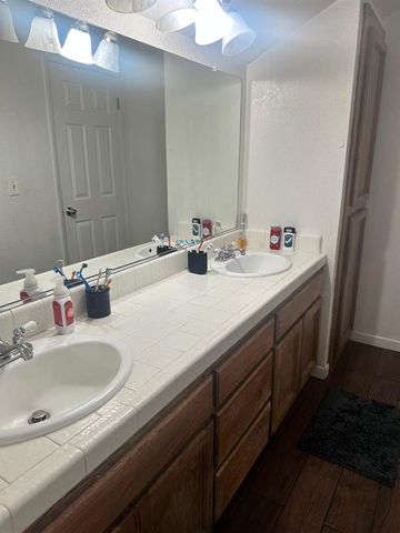 3608 Cassie Ln, Ceres, CA 95307