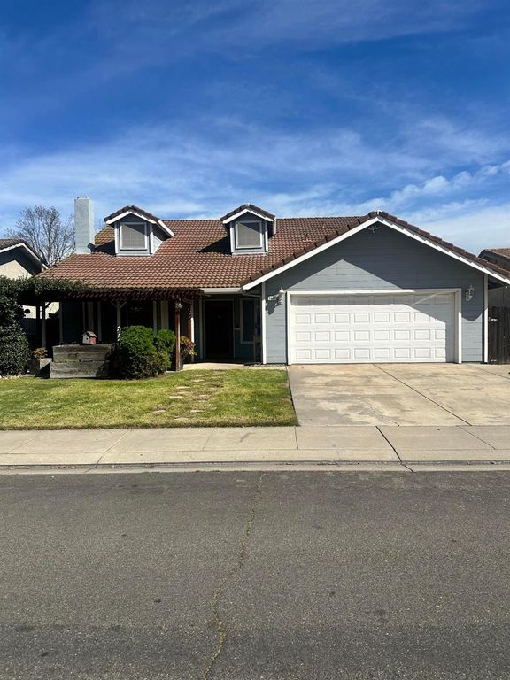 3608 Cassie Ln, Ceres, CA 95307