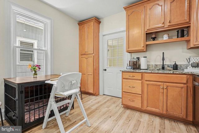 717 W BROAD ST, Quakertown, PA 18951