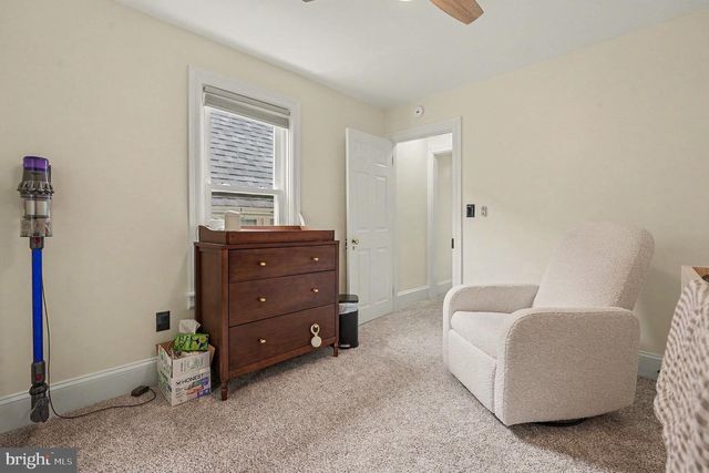 717 W BROAD ST, Quakertown, PA 18951