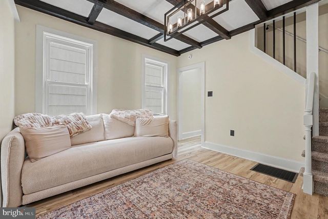 717 W BROAD ST, Quakertown, PA 18951