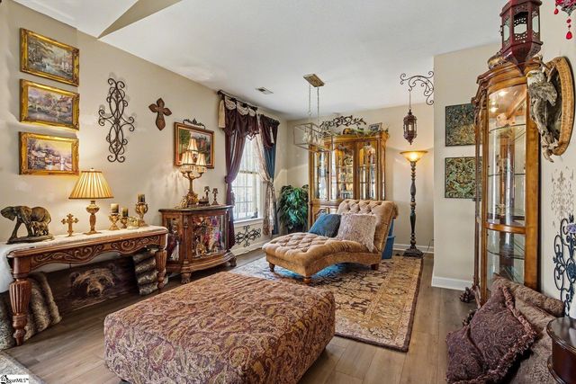 4 Greenbranch Way, Simpsonville, SC 29680