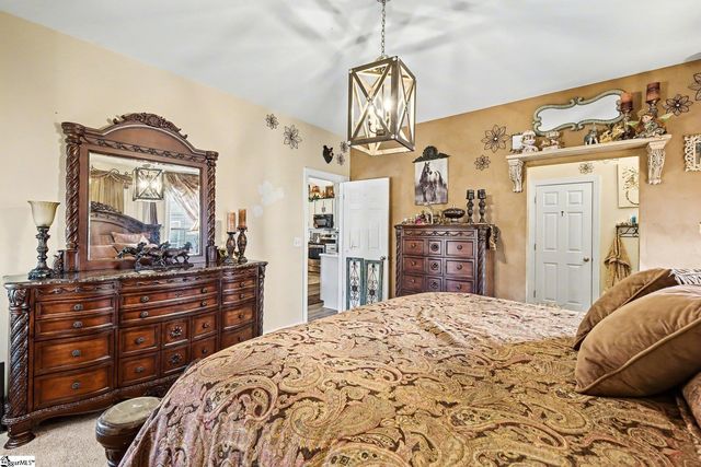 4 Greenbranch Way, Simpsonville, SC 29680