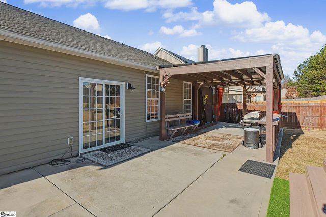 4 Greenbranch Way, Simpsonville, SC 29680