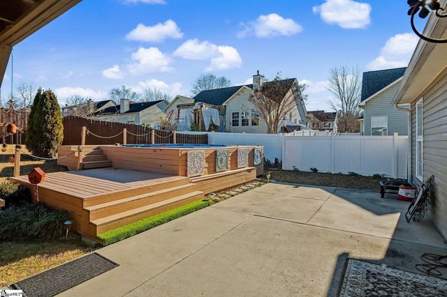 4 Greenbranch Way, Simpsonville, SC 29680