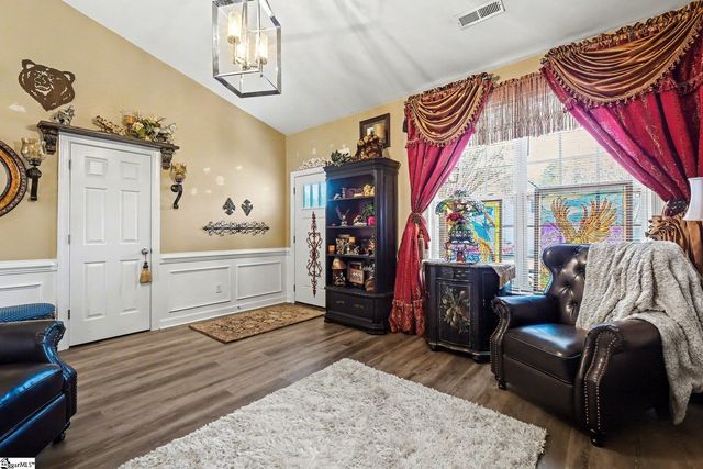 4 Greenbranch Way, Simpsonville, SC 29680