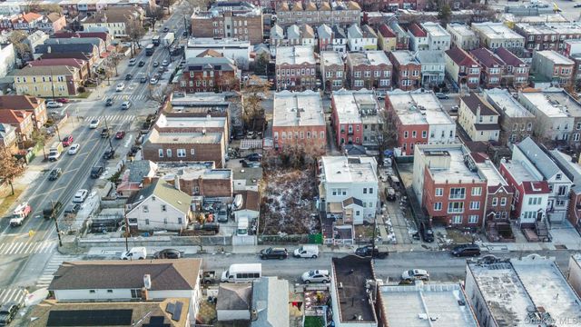 175 E 55th Street, Brooklyn, NY 11203