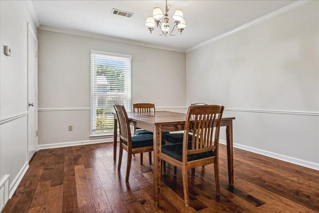 280 OAKLEIGH DR, Collierville, TN 38017