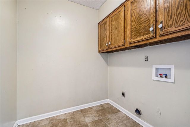 280 OAKLEIGH DR, Collierville, TN 38017
