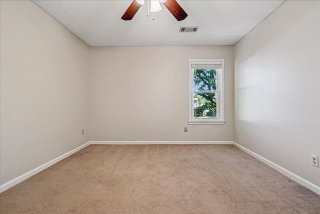 280 OAKLEIGH DR, Collierville, TN 38017