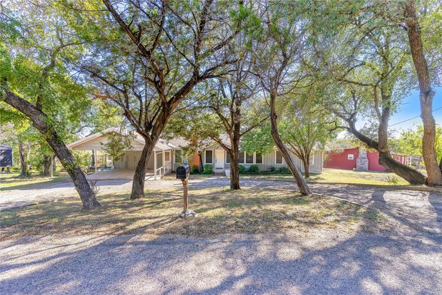 488 County Road 1600, Clifton, TX 76634