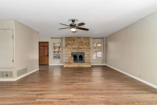 488 County Road 1600, Clifton, TX 76634