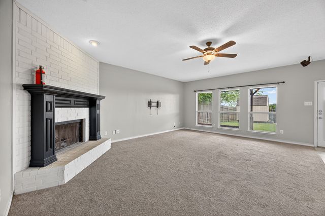 2233 San Simeon Drive, Mesquite, TX 75181