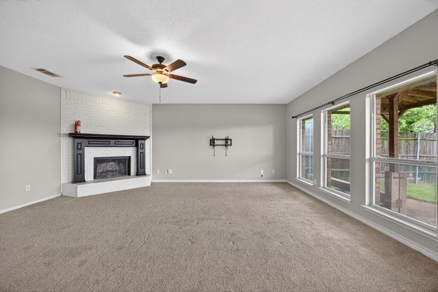 2233 San Simeon Drive, Mesquite, TX 75181