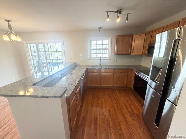 3044 Barclay Way, Ann Arbor, MI 48105
