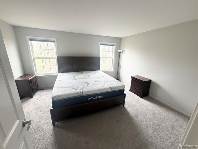 3044 Barclay Way, Ann Arbor, MI 48105