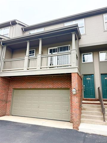 3044 Barclay Way, Ann Arbor, MI 48105