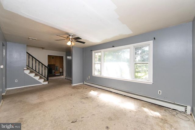 366 N TUCKAHOE RD, Williamstown, NJ 08094