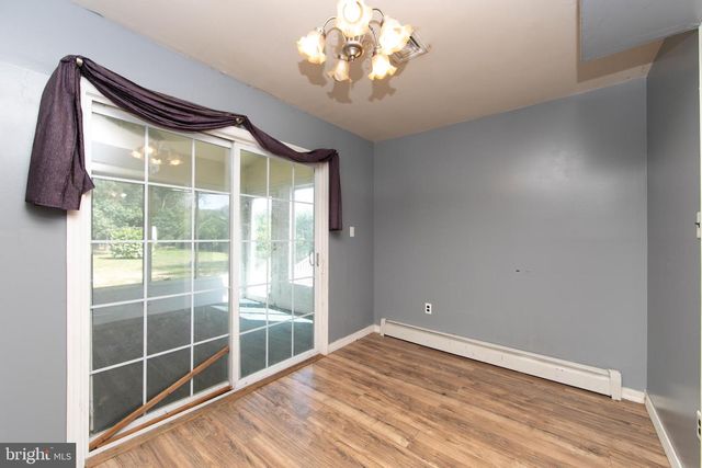 366 N TUCKAHOE RD, Williamstown, NJ 08094