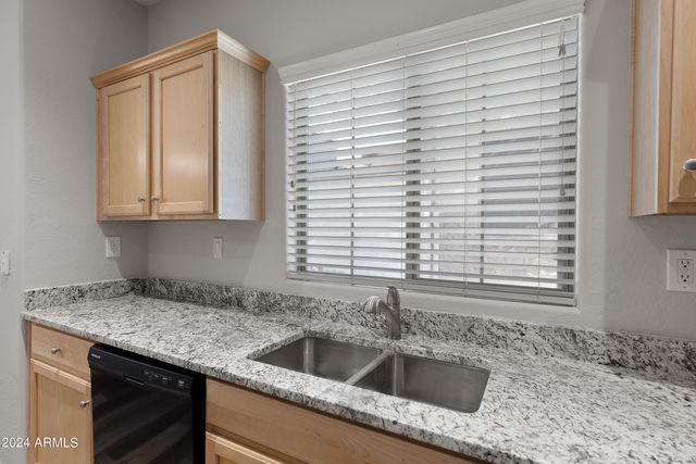 3704 W Vivian Court, Phoenix, AZ 85086