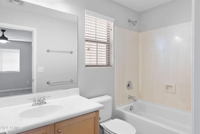 3704 W Vivian Court, Phoenix, AZ 85086