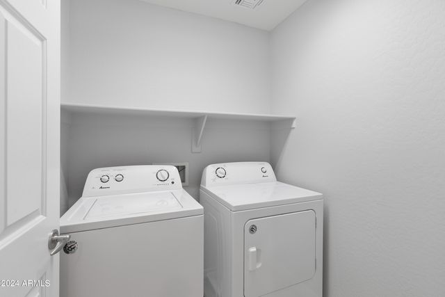 3704 W Vivian Court, Phoenix, AZ 85086