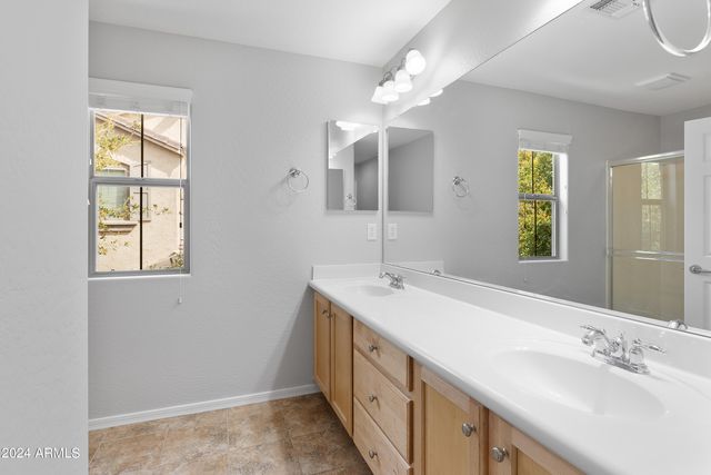 3704 W Vivian Court, Phoenix, AZ 85086