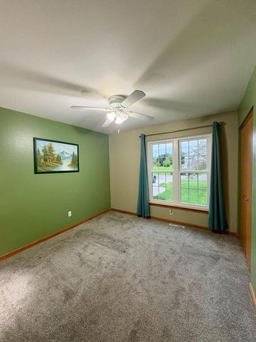 1701 STEEPLE DRIVE, East Troy, WI 53120