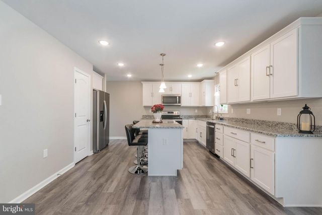 342 EUROPA WAY, Martinsburg, WV 25405