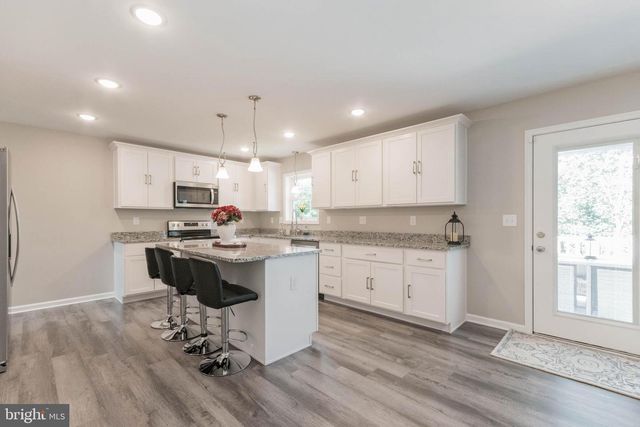 342 EUROPA WAY, Martinsburg, WV 25405