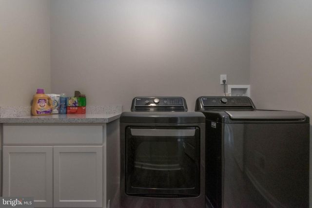 342 EUROPA WAY, Martinsburg, WV 25405