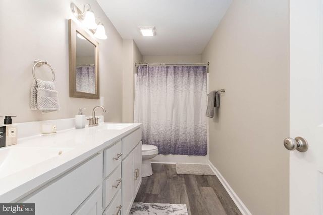 342 EUROPA WAY, Martinsburg, WV 25405