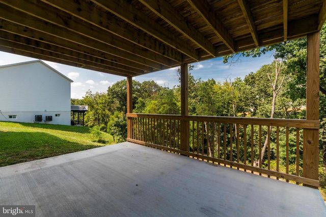 342 EUROPA WAY, Martinsburg, WV 25405