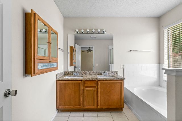 3300 Creekwood Drive, Wylie, TX 75098