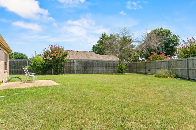 3300 Creekwood Drive, Wylie, TX 75098