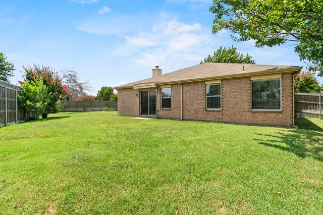 3300 Creekwood Drive, Wylie, TX 75098